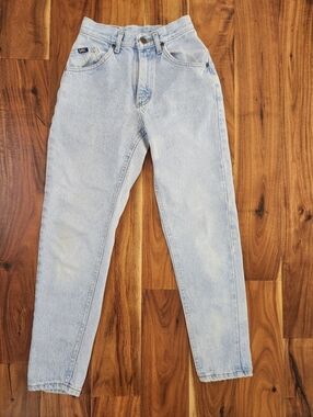 Vintage LEE Light Wash High-Rise Mom Jeans. 3 Petite *No Stretch